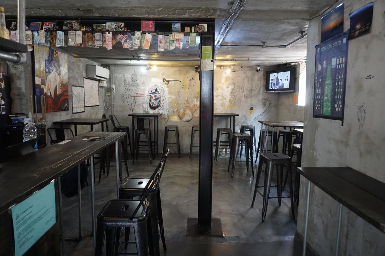 Time Travelers Party Hostel In Hongdae Seoul Exterior foto